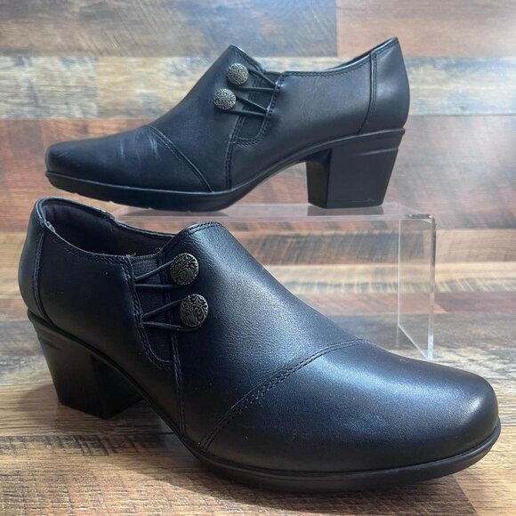 Collection by Clarks Women’s 22545 Emslie Warren Black Leather Boots Size 8 - Picture 1 of 9